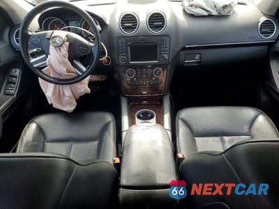 Zdjęcie 8 z 14 samochodu: 2010 MERCEDES-BENZ GL 450 4MATIC VIN:4JGBF7BE2AA553037 - miniatura