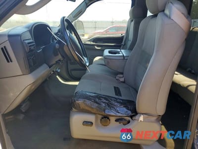 Zdjęcie 7 z 12 samochodu: 2006 FORD F250 SUPER DUTY VIN:1FTSX21526EA97370 - miniatura