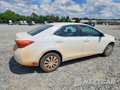 Trzecie zdjęcie samochodu z tyłu: 2018 TOYOTA COROLLA LE VIN:5YFBURHE7JP808743 - miniatura