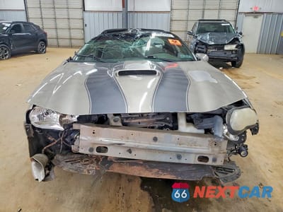 Piąte zdjęcie samochodu w środku: 2000 CHEVROLET CAMARO Z28 VIN:2G1FP22G6Y2176372 - miniatura