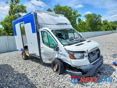 Czwarte zdjęcie samochodu z boku: 2020 FORD TRANSIT DELIVERY TRUCK VIN:1FDBW5Z89LKB36791 - miniatura
