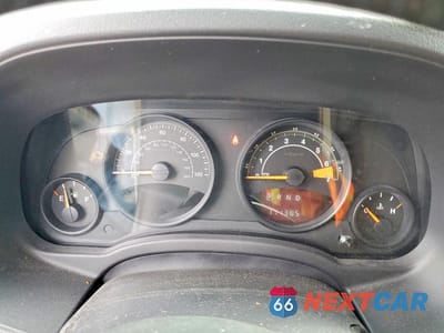 Zdjęcie 9 z 13 samochodu: 2016 JEEP PATRIOT LATITUDE VIN:1C4NJRFB9GD586412 - miniatura