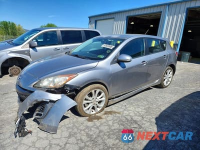 2010 MAZDA 3 S JM1BL1H67A1230242 - główne zdjęcie licytacji z USA - miniatura