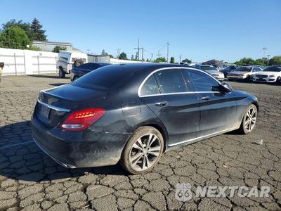 Trzecie zdjęcie samochodu z tyłu: 2016 MERCEDES-BENZ C 300 VIN:55SWF4JB2GU132879 - miniatura