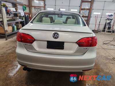 Zdjęcie 6 z 12 samochodu: 2011 VOLKSWAGEN JETTA TDI VIN:3VW3L7AJ7BM072184 - miniatura
