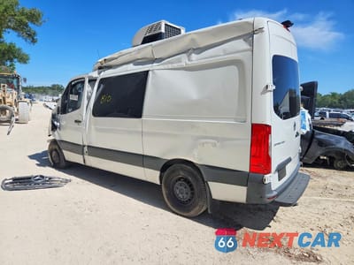 Drugie zdjęcie samochodu z przodu: 2023 MERCEDES-BENZ SPRINTER 2500 VIN:W1W40BHYXPT160598 - miniatura