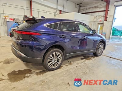 Trzecie zdjęcie samochodu z tyłu: 2021 TOYOTA VENZA XLE VIN:JTEAAAAH7MJ018874 - miniatura