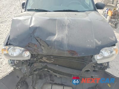 Zdjęcie 12 z 13 samochodu: 2006 FORD ESCAPE XLT VIN:1FMCU93196KA40693 - miniatura