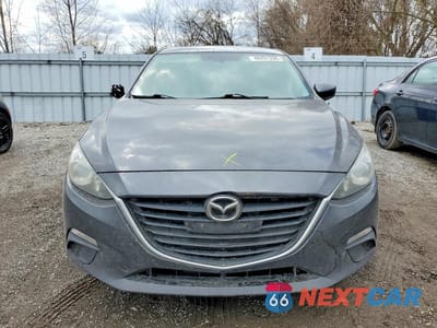 Piąte zdjęcie samochodu w środku: 2015 MAZDA 3 TOURING VIN:3MZBM1V70FM180902 - miniatura