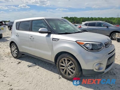 Czwarte zdjęcie samochodu z boku: 2017 KIA SOUL + VIN:KNDJP3A56H7441307 - miniatura