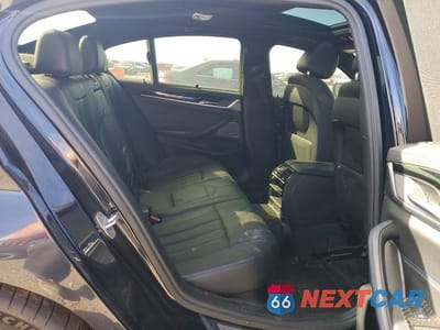 Zdjęcie 10 z 12 samochodu: 2017 BMW 540 XI VIN:WBAJE7C32HG887704 - miniatura