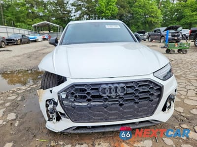 Piąte zdjęcie samochodu w środku: 2023 AUDI SQ5 PRESTIGE VIN:WA1C4AFY8P2009624 - miniatura