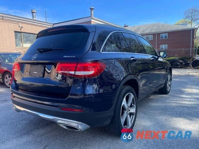 Czwarte zdjęcie samochodu z boku: 2019 MERCEDES-BENZ GLC 300 4MATIC VIN:WDC0G4KB9KV185683 - miniatura