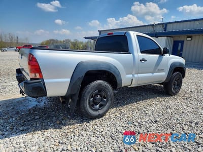 Trzecie zdjęcie samochodu z tyłu: 2008 TOYOTA TACOMA DELUXE VIN:5TEPX42N28Z475655 - miniatura