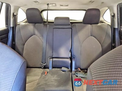 Zdjęcie 10 z 13 samochodu: 2023 TOYOTA HIGHLANDER LE VIN:5TDKDRAH0PS026014 - miniatura