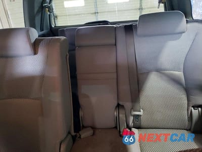 Zdjęcie 10 z 12 samochodu: 2004 TOYOTA HIGHLANDER BASE VIN:JTEEP21A940012251 - miniatura