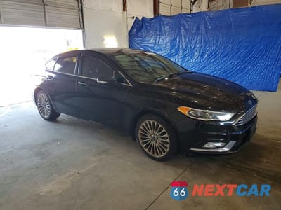 Czwarte zdjęcie samochodu z boku: 2018 FORD FUSION TITANIUM VIN:3FA6P0D96JR219695 - miniatura