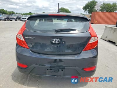 Zdjęcie 6 z 11 samochodu: 2012 HYUNDAI ACCENT SE VIN:KMHCU5AE5CU016616 - miniatura