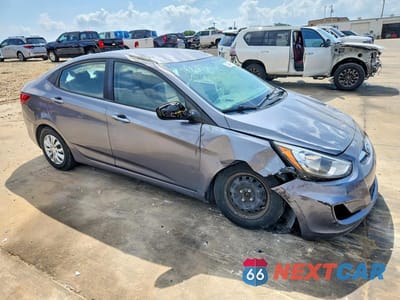 Czwarte zdjęcie samochodu z boku: 2017 HYUNDAI ACCENT SE VIN:KMHCT4AE1HU187755 - miniatura