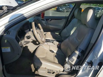 Zdjęcie 7 z 12 samochodu: 2004 VOLVO V70 VIN:YV1SW61T042435074 - miniatura