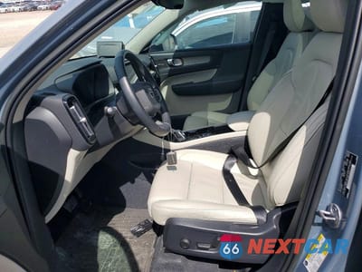 Zdjęcie 7 z 12 samochodu: 2023 VOLVO XC40 ULTIMATE VIN:YV4L12UA2P2071527 - miniatura