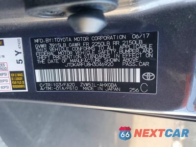 Zdjęcie 13 z 13 samochodu: 2017 TOYOTA PRIUS THREE VIN:JTDKARFU8H3046920 - miniatura