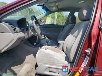 Zdjęcie 7 z 12 samochodu: 2003 TOYOTA CAMRY LE VIN:4T1BE30K33U143594 - miniatura