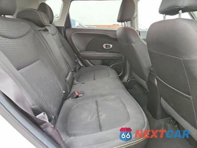 Zdjęcie 10 z 11 samochodu: 2014 KIA SOUL + VIN:KNDJP3A50E7057311 - miniatura