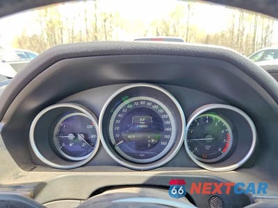 Zdjęcie 9 z 11 samochodu: 2016 MERCEDES-BENZ E 350 4MATIC VIN:WDDHF8JB4GB224716 - miniatura