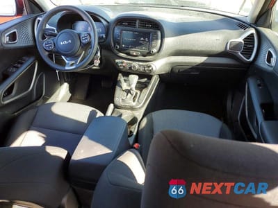Zdjęcie 8 z 12 samochodu: 2023 KIA SOUL LX VIN:KNDJ23AU5P7875044 - miniatura