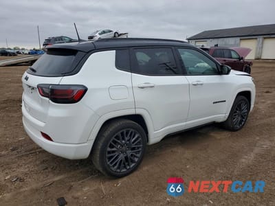 Trzecie zdjęcie samochodu z tyłu: 2022 JEEP COMPASS LIMITED VIN:3C4NJDCB2NT236022 - miniatura