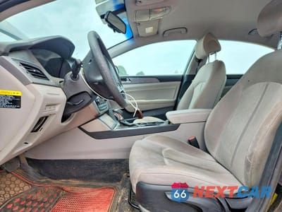 Zdjęcie 7 z 12 samochodu: 2017 HYUNDAI SONATA HYBRID SE VIN:KMHE24L10HA045727 - miniatura