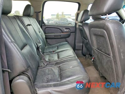 Zdjęcie 11 z 13 samochodu: 2013 GMC YUKON XL K1500 SLT VIN:1GKS2KE72DR214658 - miniatura