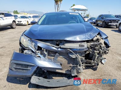 Piąte zdjęcie samochodu w środku: 2017 HONDA CIVIC EX VIN:2HGFC2F75HH547484 - miniatura