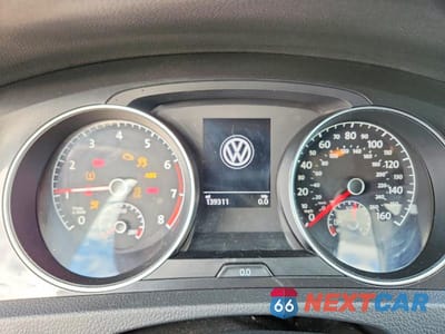 Zdjęcie 9 z 12 samochodu: 2018 VOLKSWAGEN GOLF SPORTWAGEN S VIN:3VWD17AU2JM763366 - miniatura