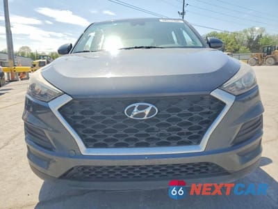 Piąte zdjęcie samochodu w środku: 2019 HYUNDAI TUCSON SE VIN:KM8J23A43KU918351 - miniatura