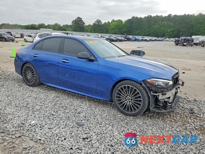 Czwarte zdjęcie samochodu z boku: 2022 MERCEDES-BENZ C 300 VIN:W1KAF4GB3NR045038 - miniatura