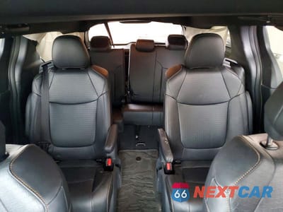Zdjęcie 10 z 13 samochodu: 2025 TOYOTA SIENNA WOODLAND EDITION VIN:5TDCSKFC3SS175878 - miniatura