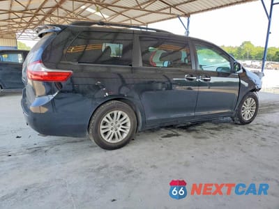 Trzecie zdjęcie samochodu z tyłu: 2015 TOYOTA SIENNA XLE PREMIUM 8-PASSENGER VIN:5TDYK3DC5FS653867 - miniatura