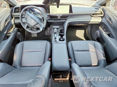 Zdjęcie 8 z 13 samochodu: 2025 TOYOTA CROWN SIGNIA XLE VIN:JTDACAAJ4S3007110 - miniatura