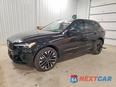 2026 VOLVO XC60 ULTRA YV4H60RM1T1414987 - główne zdjęcie licytacji z USA - miniatura