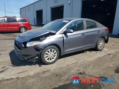 2018 HYUNDAI ACCENT SEL 3KPC24A30JE031605 - główne zdjęcie licytacji z USA - miniatura