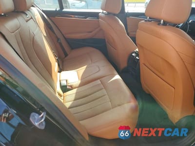 Zdjęcie 10 z 12 samochodu: 2021 BMW 530 XI VIN:WBA13BJ06MCF46036 - miniatura