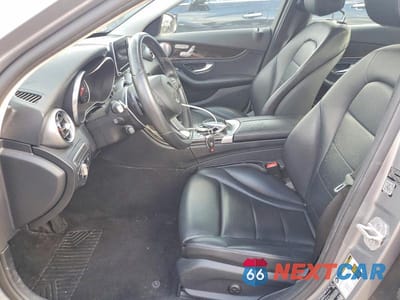 Zdjęcie 7 z 12 samochodu: 2015 MERCEDES-BENZ C 300 4MATIC VIN:55SWF4KB1FU018658 - miniatura