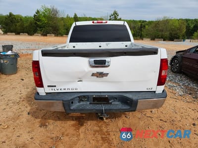Zdjęcie 6 z 11 samochodu: 2011 CHEVROLET SILVERADO K1500 LT VIN:3GCPKSE33BG386709 - miniatura