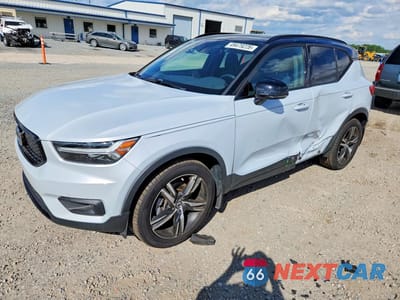 2021 VOLVO XC40 T5 R-DESIGN YV4162UM4M2494110 - główne zdjęcie licytacji z USA - miniatura