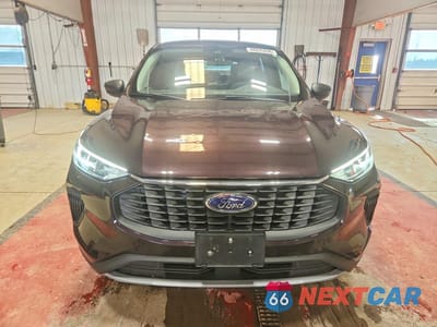 Piąte zdjęcie samochodu w środku: 2023 FORD ESCAPE ACTIVE VIN:1FMCU9GN8PUA43345 - miniatura