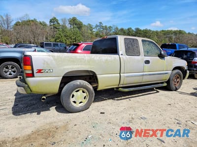 Trzecie zdjęcie samochodu z tyłu: 2004 GMC NEW SIERRA K1500 VIN:2GTEK19T841285141 - miniatura