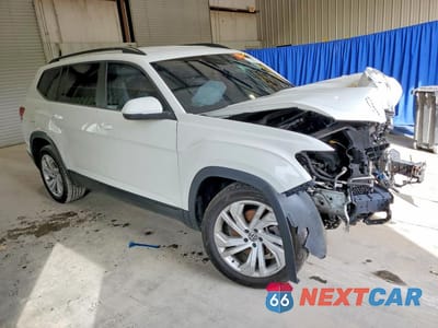 Czwarte zdjęcie samochodu z boku: 2021 VOLKSWAGEN ATLAS SE VIN:1V2HR2CA2MC575129 - miniatura