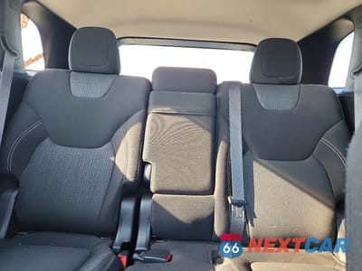Zdjęcie 10 z 13 samochodu: 2015 JEEP CHEROKEE LATITUDE VIN:1C4PJMCB0FW604962 - miniatura